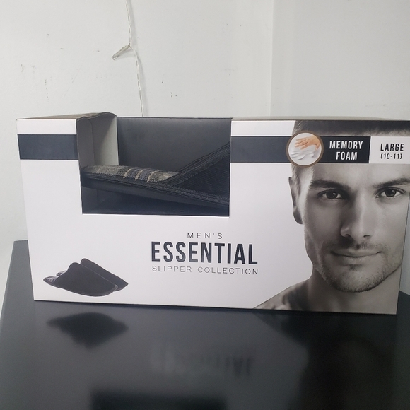 Men’s Essential Slipper Collection Brand new In Box size 10-11 Large - Picture 8 of 8